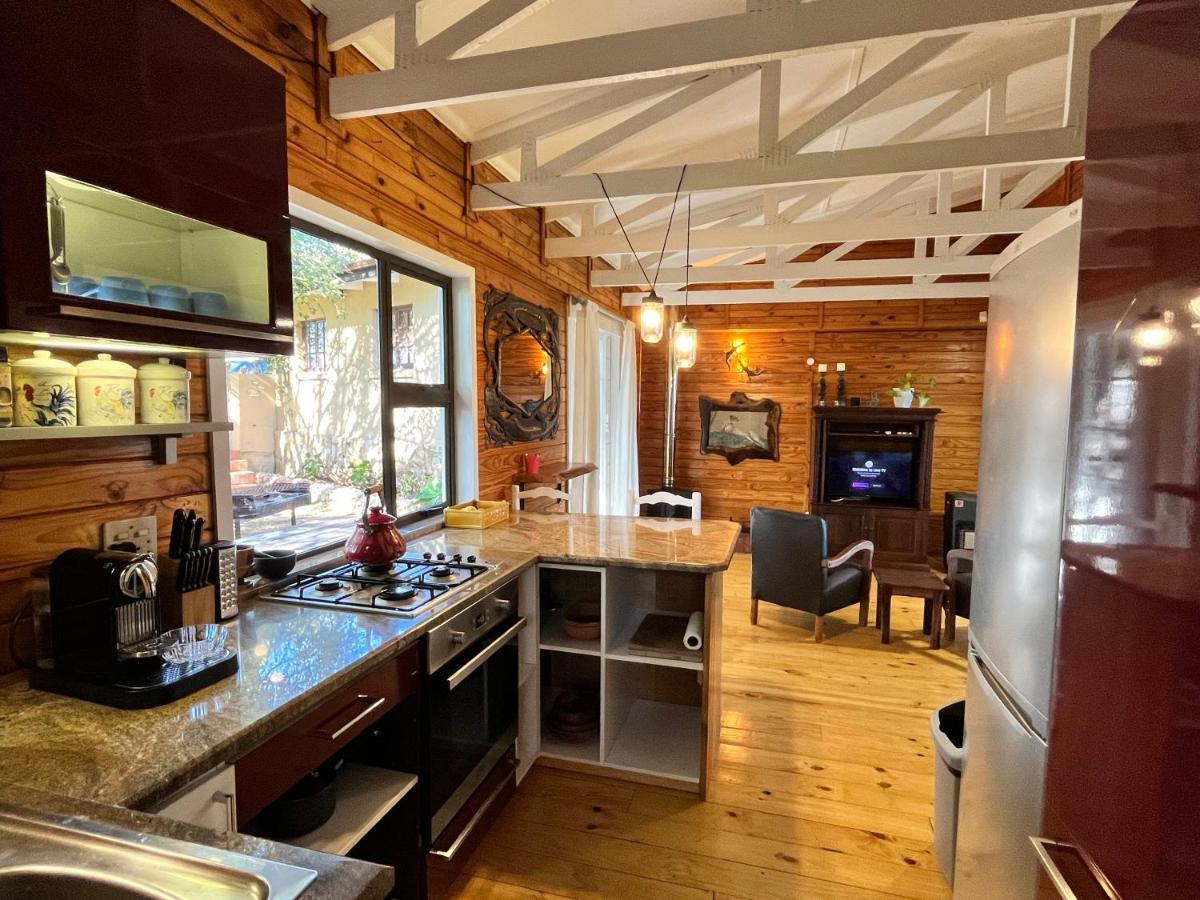 Moonriver Cottage, Prime Lagoon Views & Solar Power Κνύσνα Εξωτερικό φωτογραφία